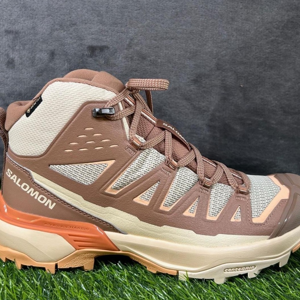 Salomon Brown and Cream Hiking Shoes (no box)
